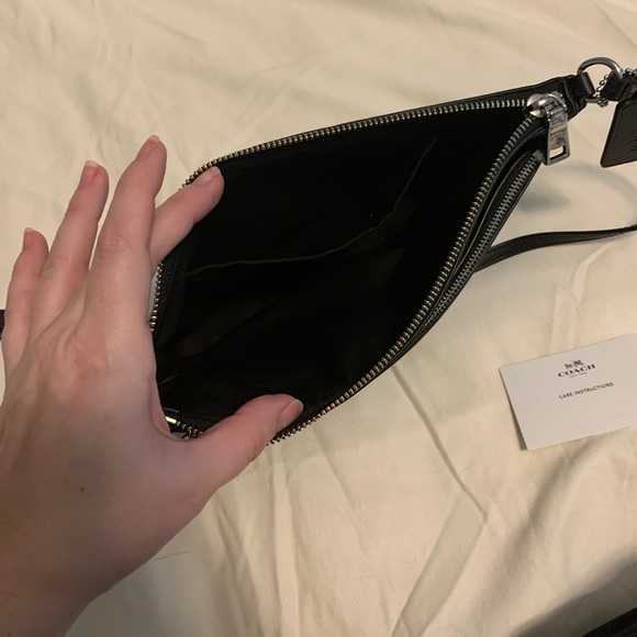 Coach east/west coated canvas crossbody &pouch - Picture 5 of 6